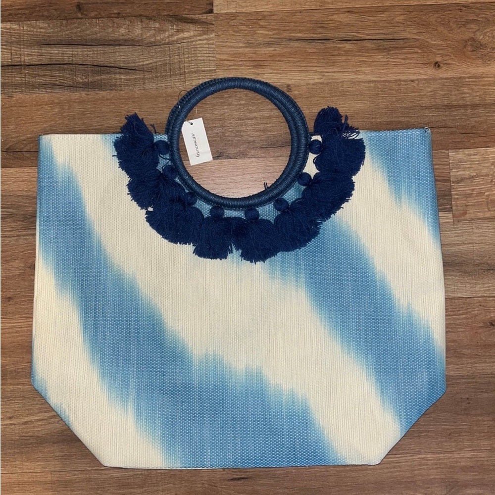 Francesca's Navy and Cream Tote